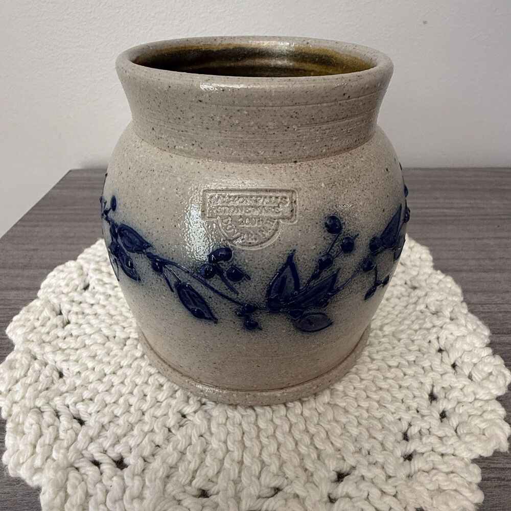 Salmon Falls Pottery Stoneware Cider Mug Blueberry Vine HTF VINTAGE 2001 USA - Picture 3 of 9